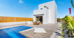 KEY READY Furnished 3 Bed Villa with Pool in Superb Location