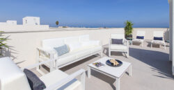 SOLD OUT! Luxury penthouse with rooftop solarium & stunning sea views