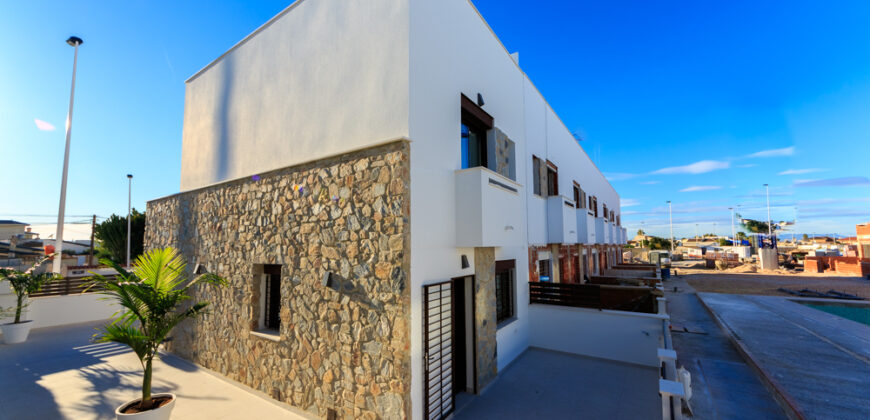 Brand-New Luxury 3 Bed Townhouse in Pilar de la Horadada