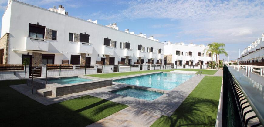 Brand-New Luxury 3 Bed Townhouse in Pilar de la Horadada