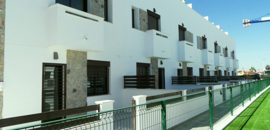 Brand-New Luxury 3 Bed Townhouse in Pilar de la Horadada