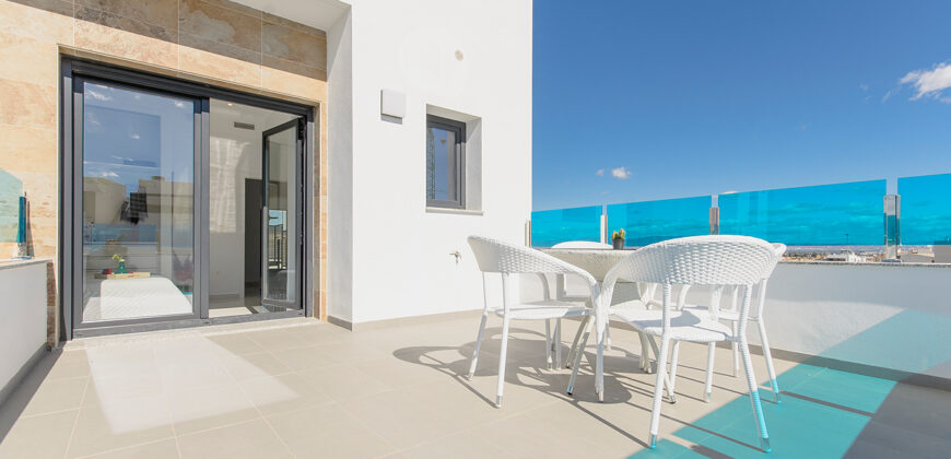 Top Quality Customised Villa with Private Pool at Vistabella Golf