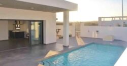 Fully customised 3 bed villa with pool on huge plot in Benijofar