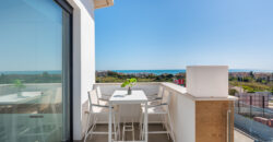 Luxury 3B Townhouse with Garage, Underbuild & Sea Views