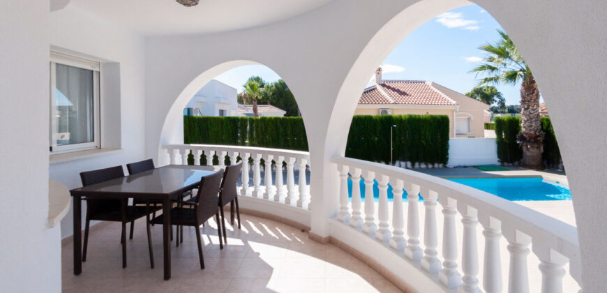 KEY READY Furnished Luxury 3B Villa in Benijofar