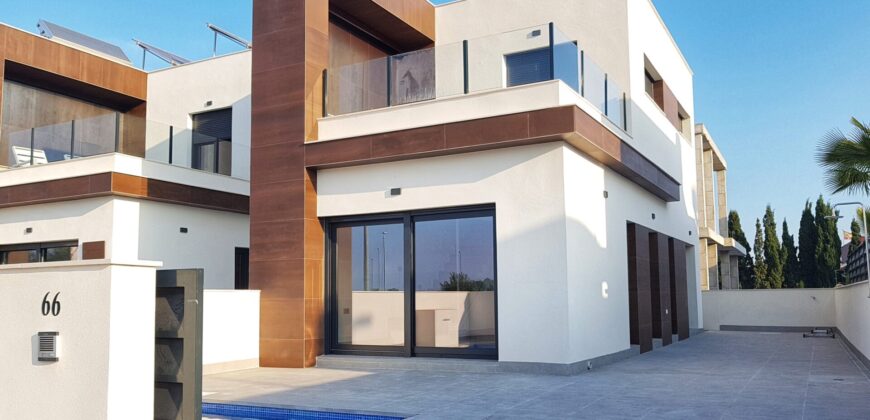 New 3 Bed Villa with Private Pool in Daya Nueva