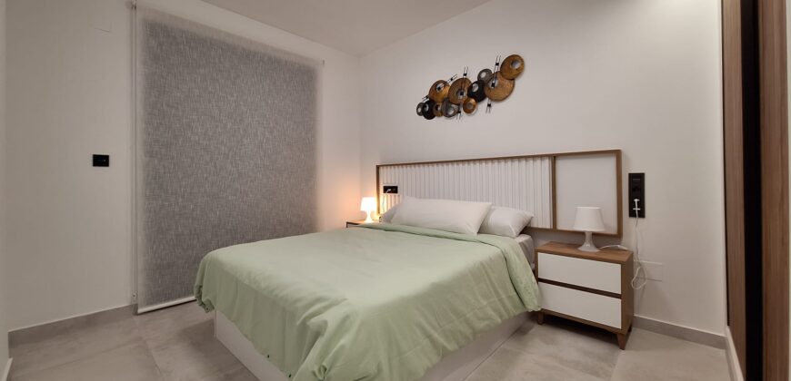 Modern Penthouse with Swimming Pool, Gym and Spa OB15 2/2