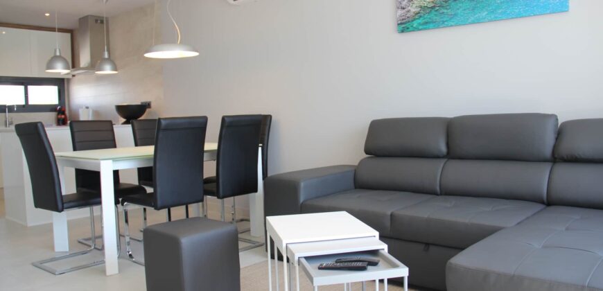 Modern Penthouse with Swimming Pool and Spa OB11 3/2