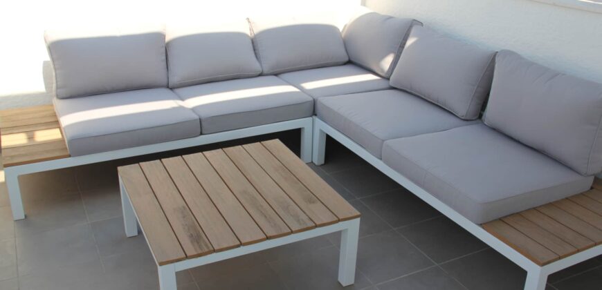 Modern Penthouse with Swimming Pool and Spa OB11 3/2