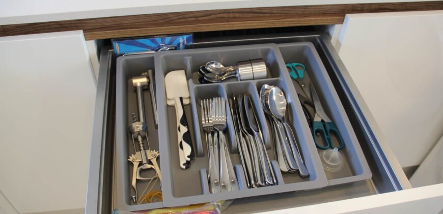 Modern Penthouse with Swimming Pool and Spa OB11 3/2