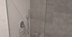 Modern Penthouse with Swimming Pool and Spa OB11 3/2