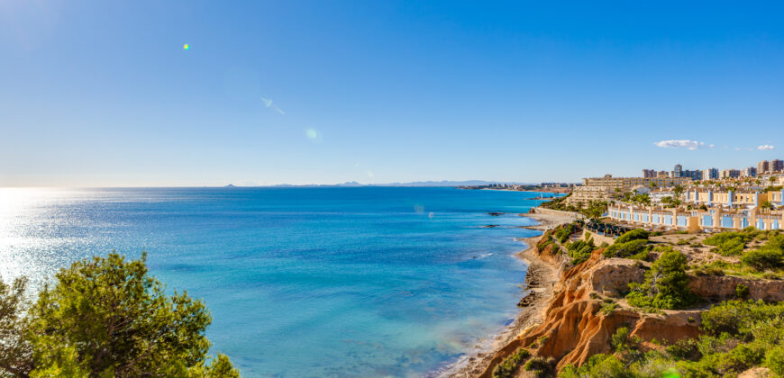 Stunning Sea View Penthouse with Swimming Pool First Line