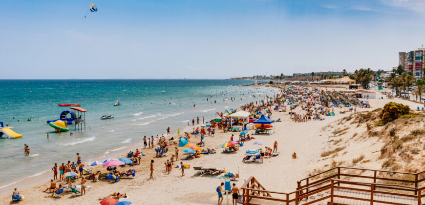 Stunning Sea View Penthouse with Swimming Pool First Line