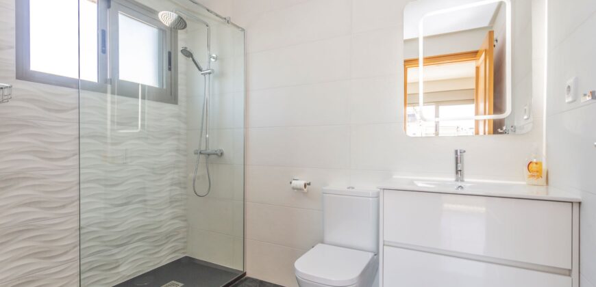 Gorgeous Sea View Penthouse with Swimming Pool