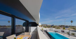 Spacious modern apartment 7 minutes from the beach