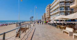 Spacious modern apartment 7 minutes from the beach