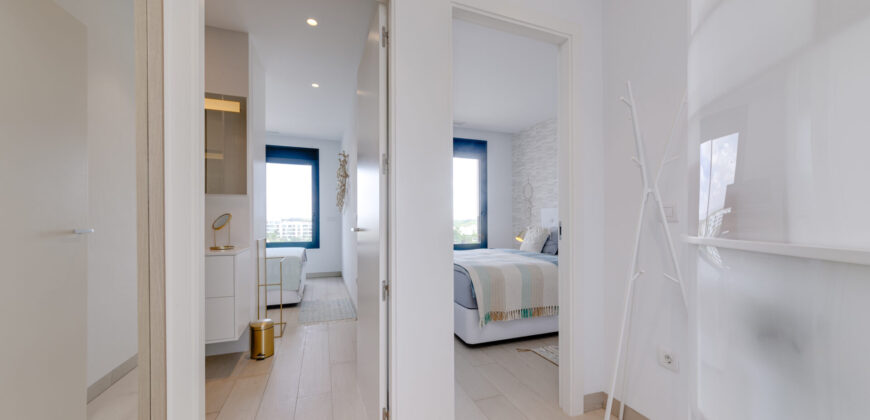 Luxury Apartment in Las Colinas Golf Club with Sea Views