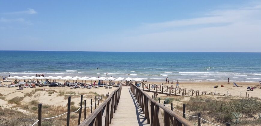 Modern Penthouse with Swimming Pool, Gym and Spa OB15 2/2