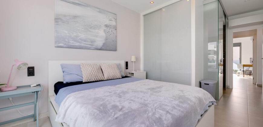 Modern Penthouse with Swimming Pool, Gym and Spa OB10 2-2