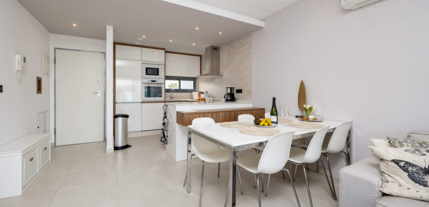 Modern Penthouse with Swimming Pool, Gym and Spa OB10 2-2