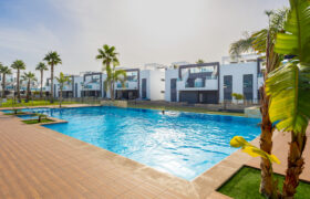 Modern Penthouse with Swimming Pool, Gym and Spa OB10 2-2