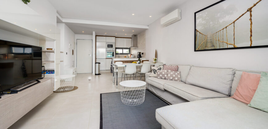 Modern Penthouse with Swimming Pool, Gym and Spa OB10 2-2