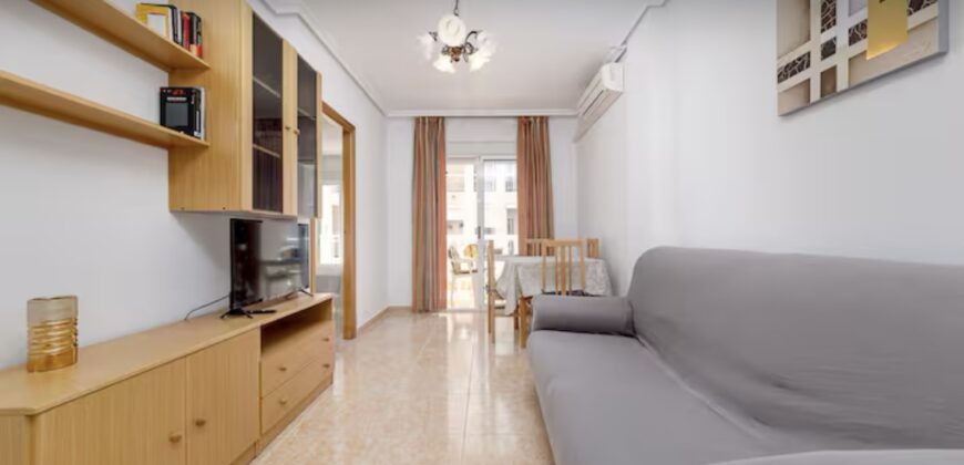 Bright Apartment Third Line From The Beach with Balcony