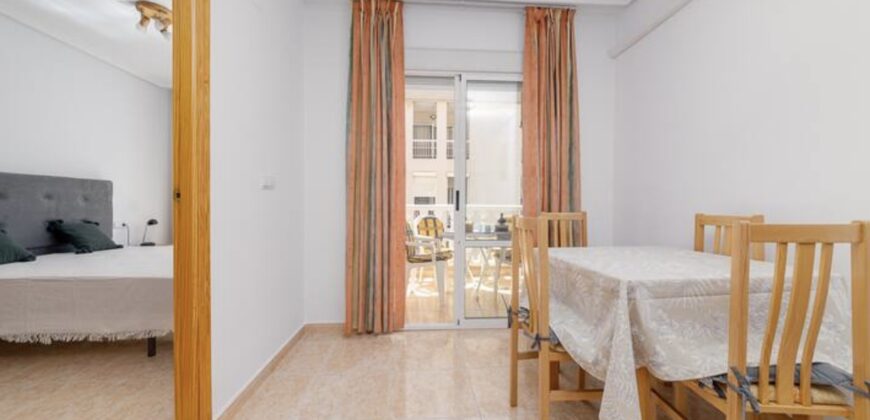 Bright Apartment Third Line From The Beach with Balcony