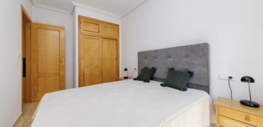 Bright Apartment Third Line From The Beach with Balcony