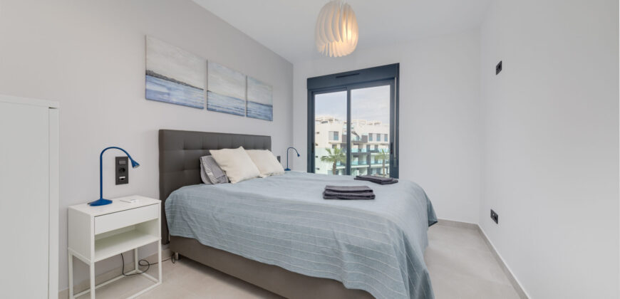 Modern Penthouse with Swimming Pool, Gym and Spa OB12 3/2