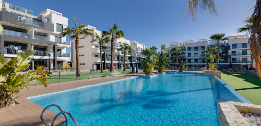 Modern Penthouse with Swimming Pool, Gym and Spa OB12 3/2