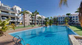 Modern Penthouse with Swimming Pool, Gym and Spa OB15 2/2