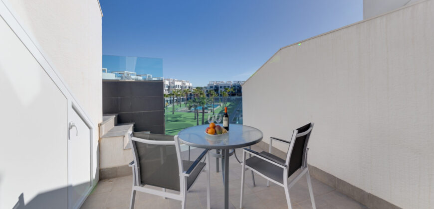 Modern Penthouse with Swimming Pool, Gym and Spa OB12 3/2