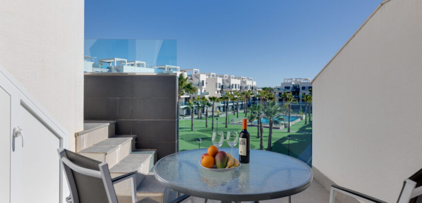 Modern Penthouse with Swimming Pool, Gym and Spa OB12 3/2