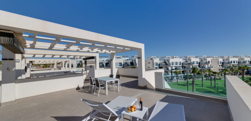 Modern Penthouse with Swimming Pool, Gym and Spa OB12 3/2