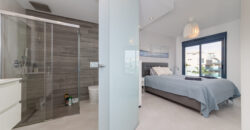 Modern Penthouse with Swimming Pool, Gym and Spa OB12 3/2