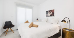 Modern and Bright Apartment with Swimming Pool, Gym and Spa OB13-2-2