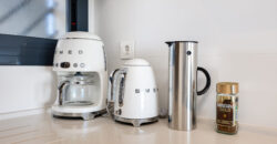 Modern and Bright Apartment with Swimming Pool, Gym and Spa OB13-2-2