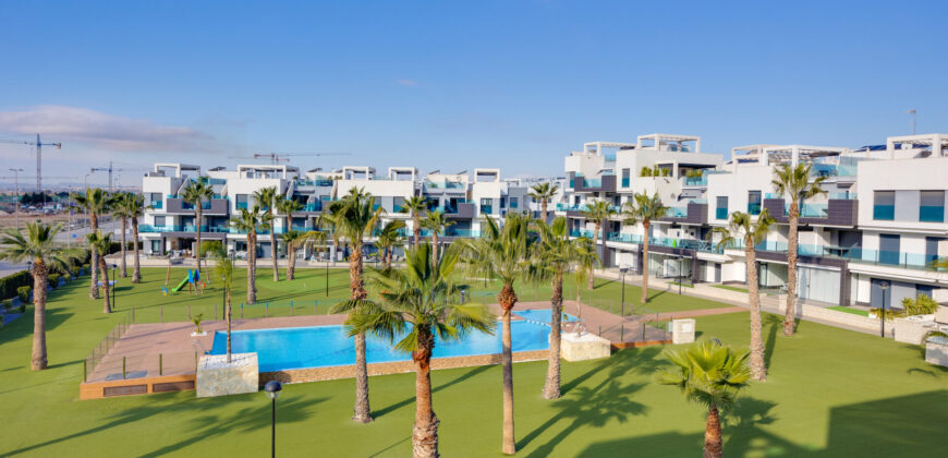 Modern and Bright Apartment with Swimming Pool, Gym and Spa OB13-2-2