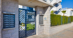 Modern and Bright Apartment with Swimming Pool, Gym and Spa OB13-2-2