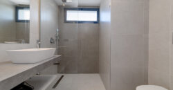 Modern Apartment with Sunny Terrace and Swimming Pool OB-Center