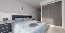 Modern Apartment with Sunny Terrace and Swimming Pool OB-Center