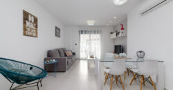 Modern Apartment with Sunny Terrace and Swimming Pool OB-Center