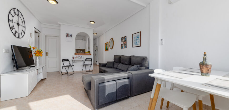 Sunny Penthouse- Urbanization with swimming pool-3rd line from the beach