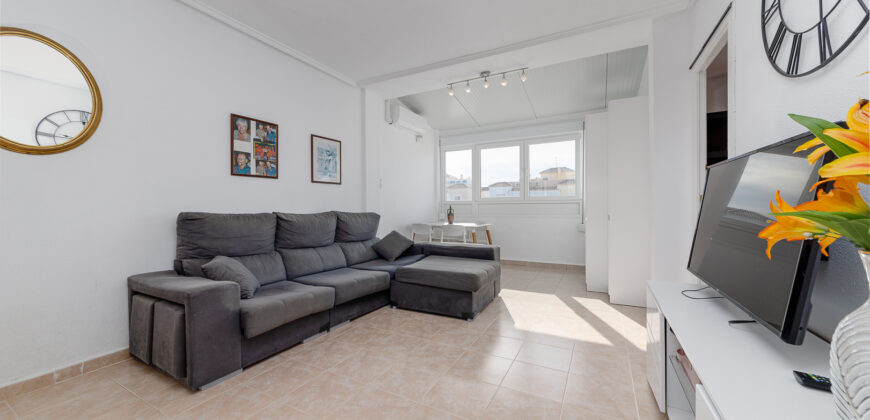 Sunny Penthouse- Urbanization with swimming pool-3rd line from the beach