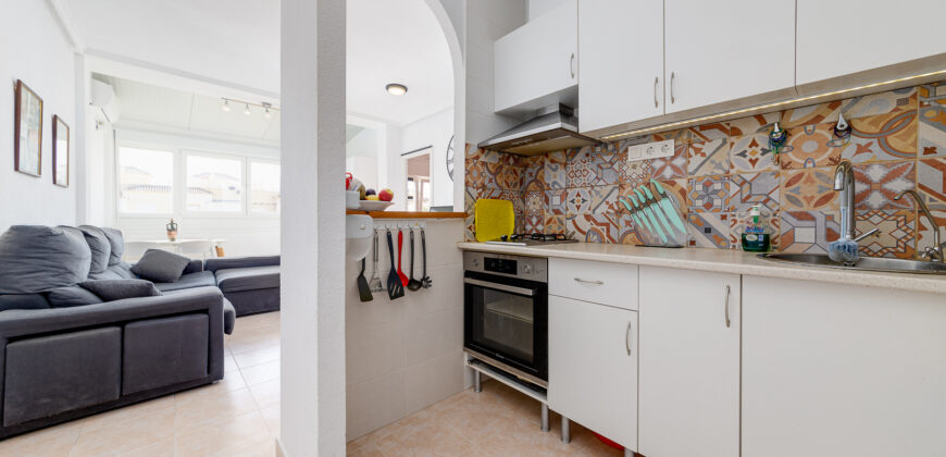 Sunny Penthouse- Urbanization with swimming pool-3rd line from the beach