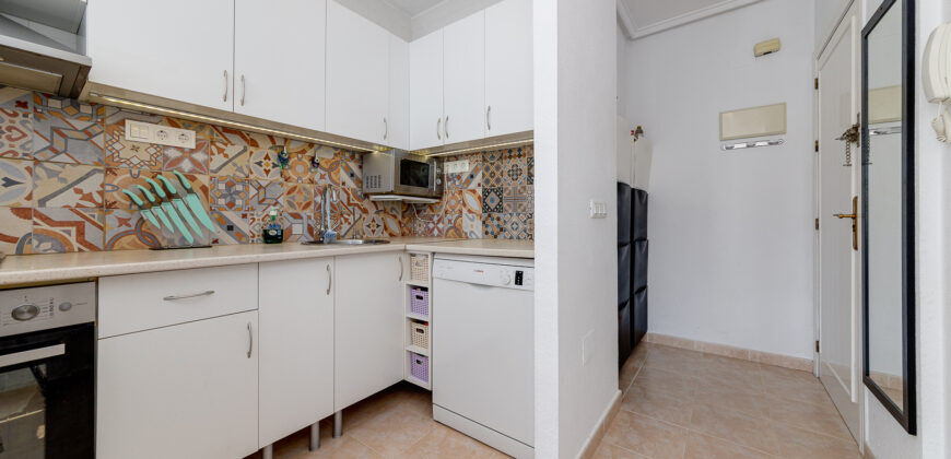 Sunny Penthouse- Urbanization with swimming pool-3rd line from the beach