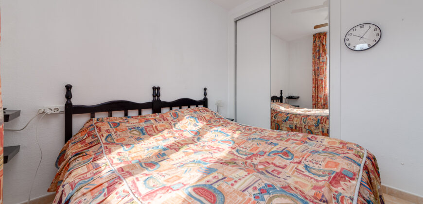 Sunny Penthouse- Urbanization with swimming pool-3rd line from the beach