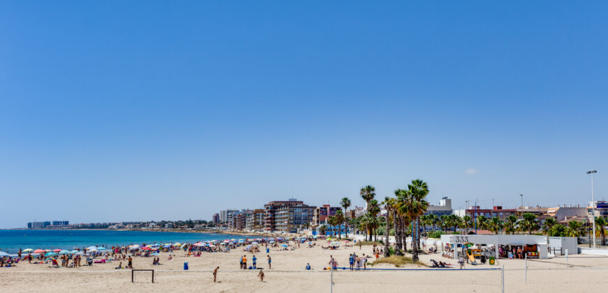 Sunny Penthouse- Urbanization with swimming pool-3rd line from the beach