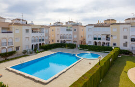 Sunny Penthouse- Urbanization with swimming pool-3rd line from the beach